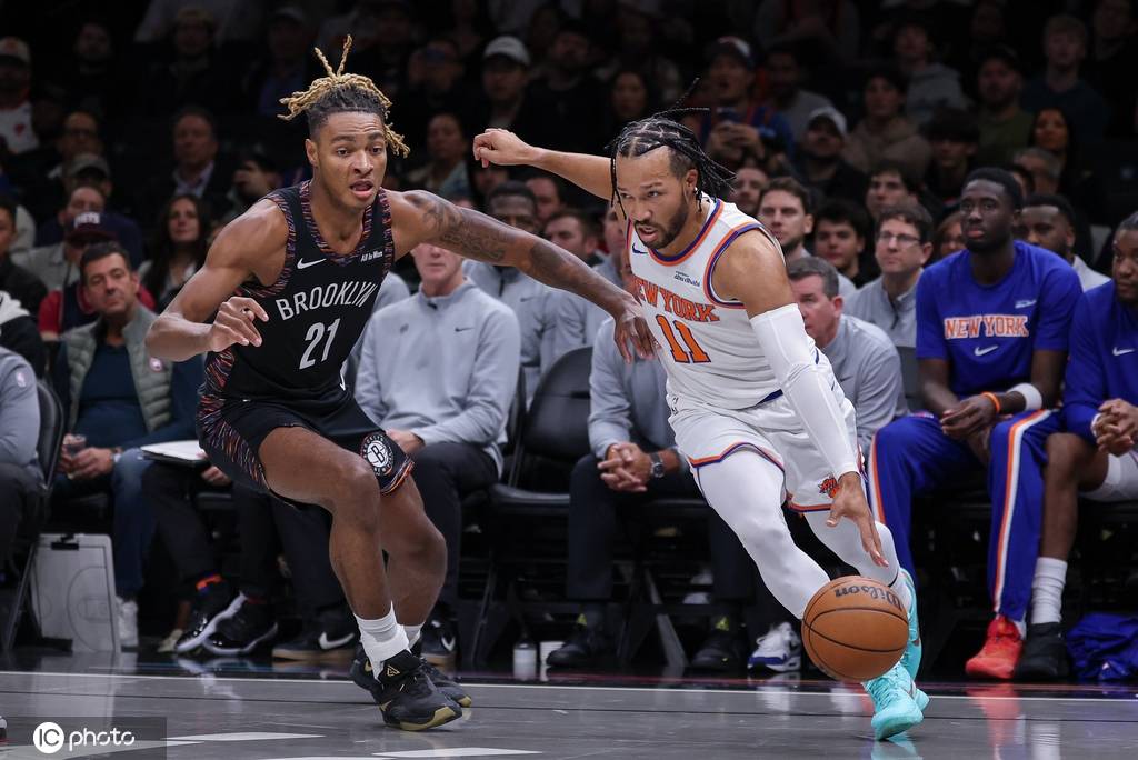 唐斯37+12克洛尼31分 布伦森27分尼克斯轻取篮网